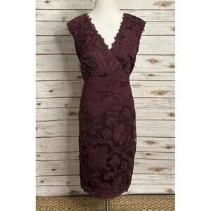 Tadashi Shoji classic plum sleeveless V-neck floral lace cocktail dress Size 16